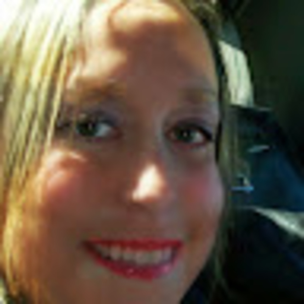 Meet your Posher, Leslie